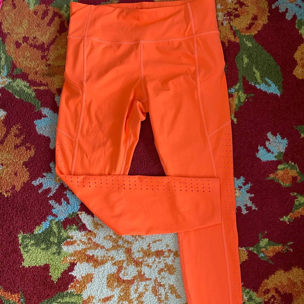 Athleta bright orange leggings